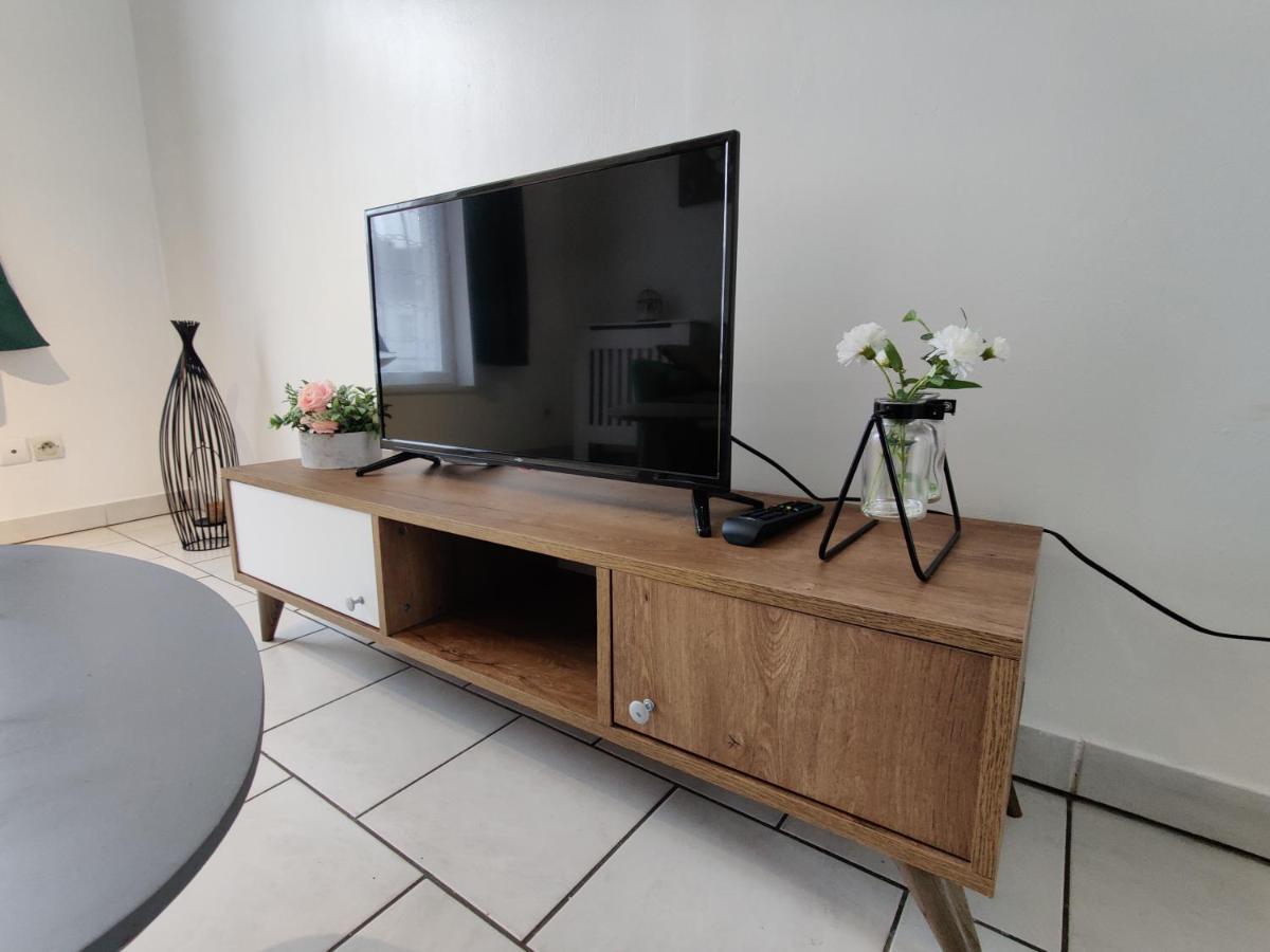 Logement Entier Proche Tribunaux Douai Eksteriør billede